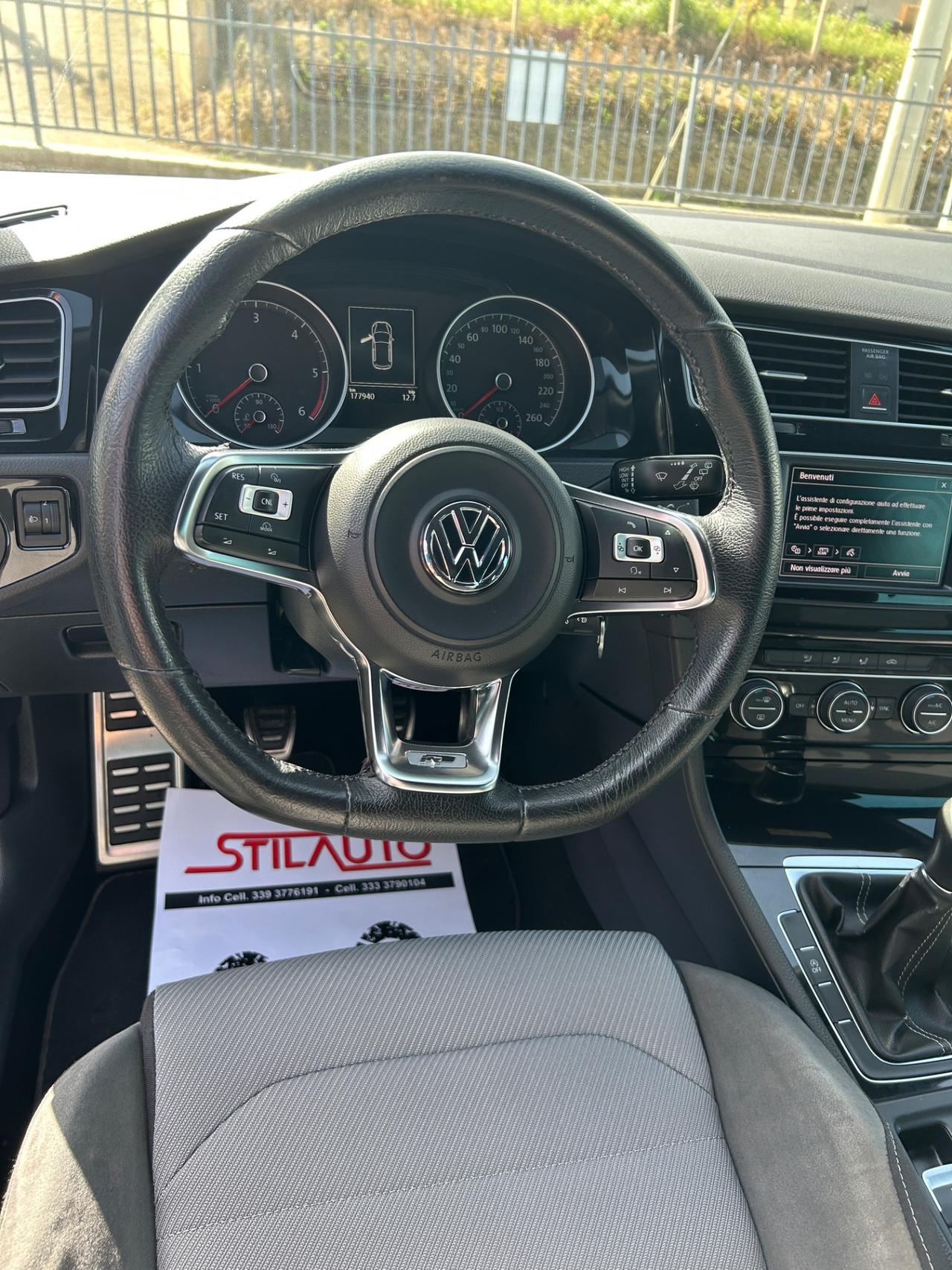 Volkswagen Golf 1.6 TDI 110 CV 5p. R-Line