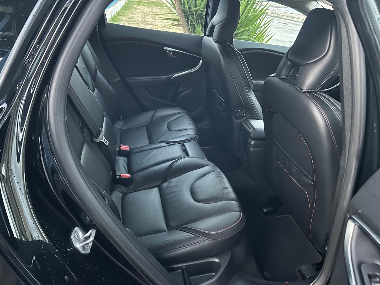 Volvo V40 Ocean Race 1.6 Diesel 115 cv 2015