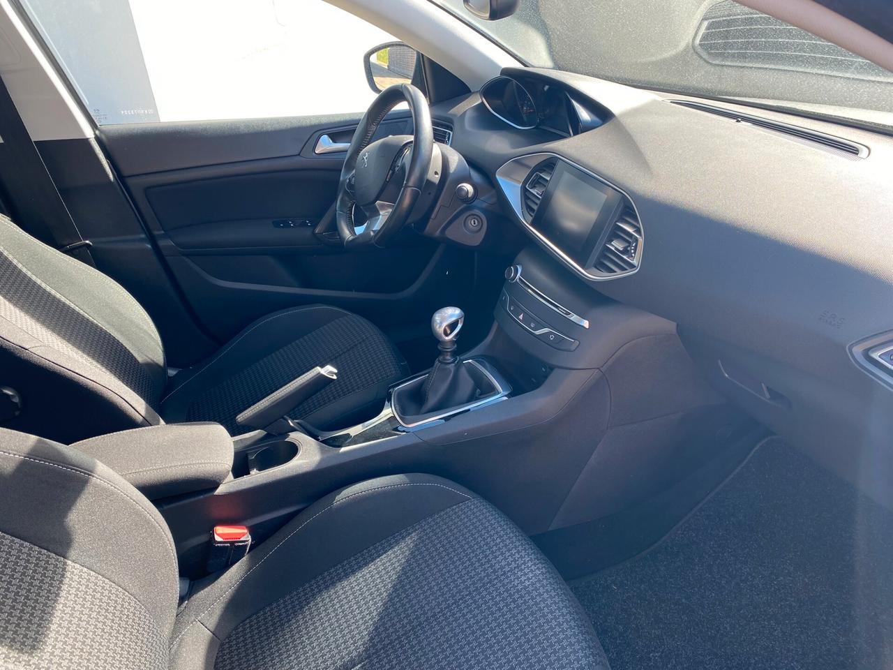 Peugeot 308 1.5 BLUEHDI 130CV | 2019