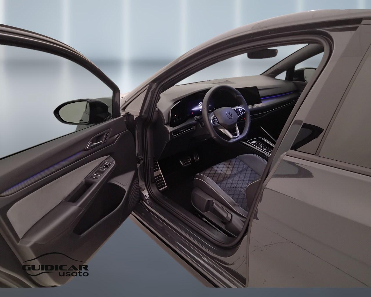 VOLKSWAGEN Golf VIII 2020 - Golf 1.5 etsi evo R-Line 150cv dsg
