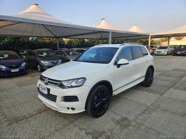 VOLKSWAGEN Touareg 3.0 TDI GANCIO DI TRAINO