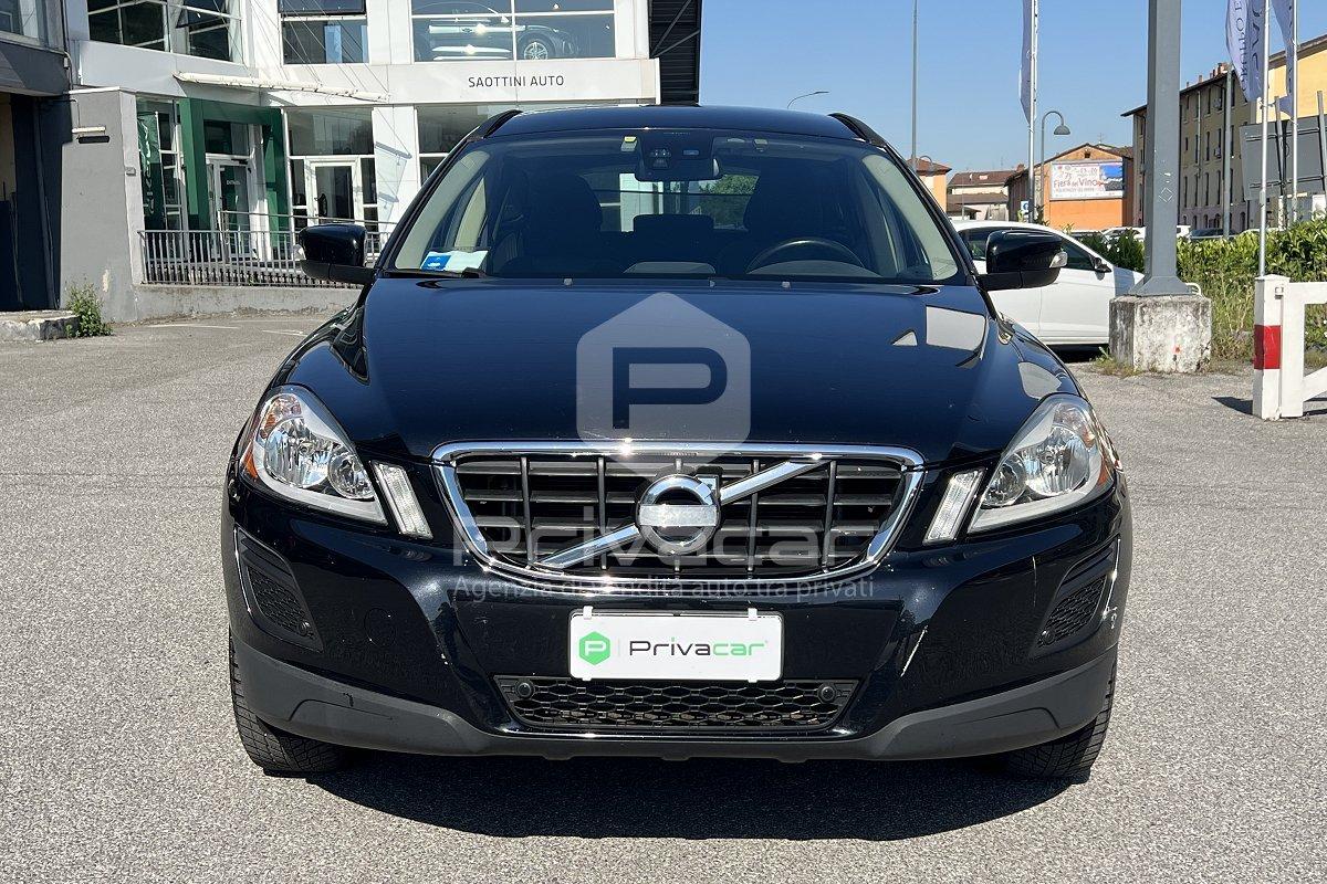 VOLVO XC60 D3 AWD Geartronic Momentum