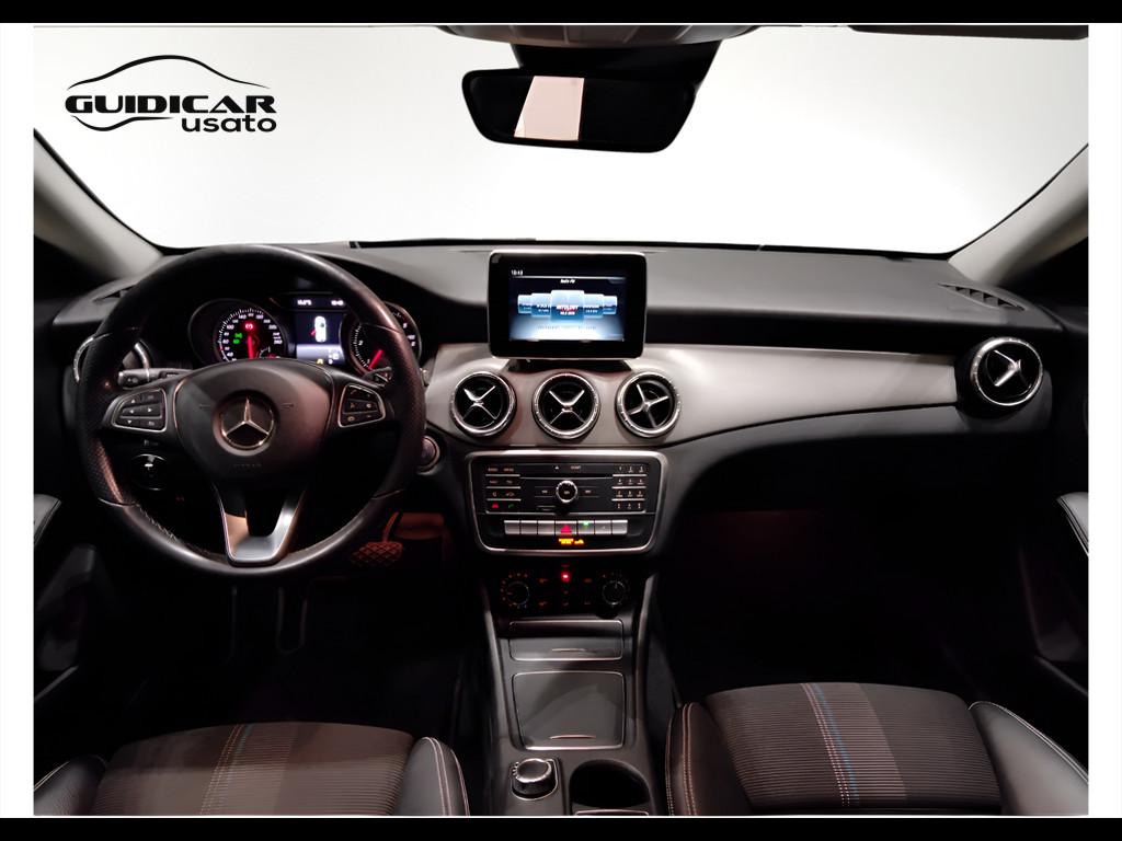 Mercedes-Benz CLA Shooting Brake - X117 - CLA Shooting Brake 220 d Sport a