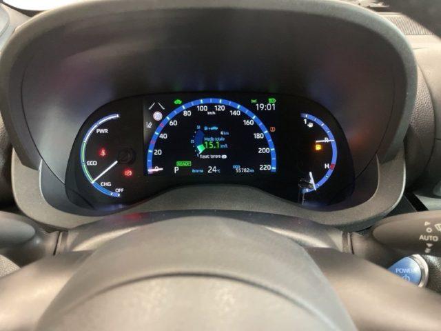 TOYOTA Yaris Cross 1.5 Hybrid 5p. E-CVT AWD-i Premiere