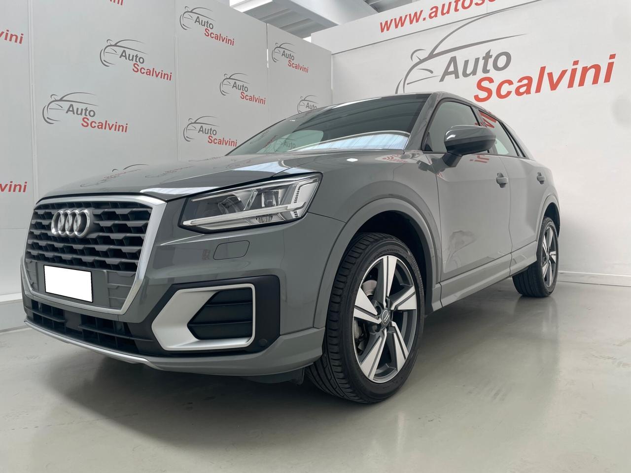 Audi Q2 1.6 116 CV 30 TDI S tronic Identity Black