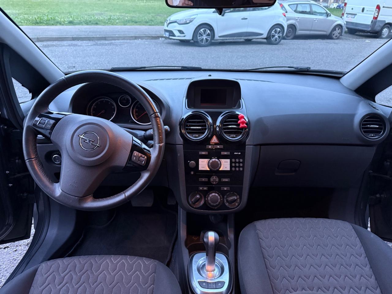 Opel Corsa 1.2 5 porte sport automatica