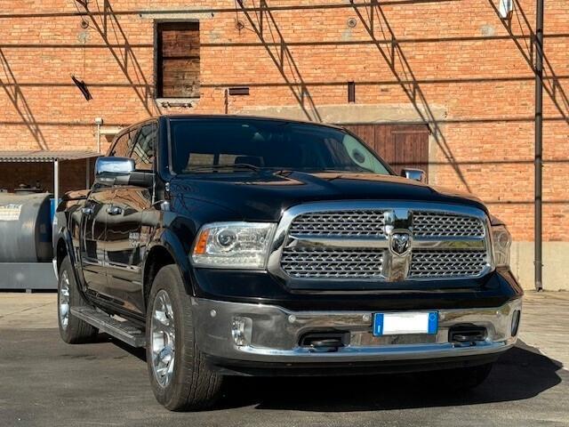 DODGE RAM 1500 5.7L V8 LARAMIE 4x4