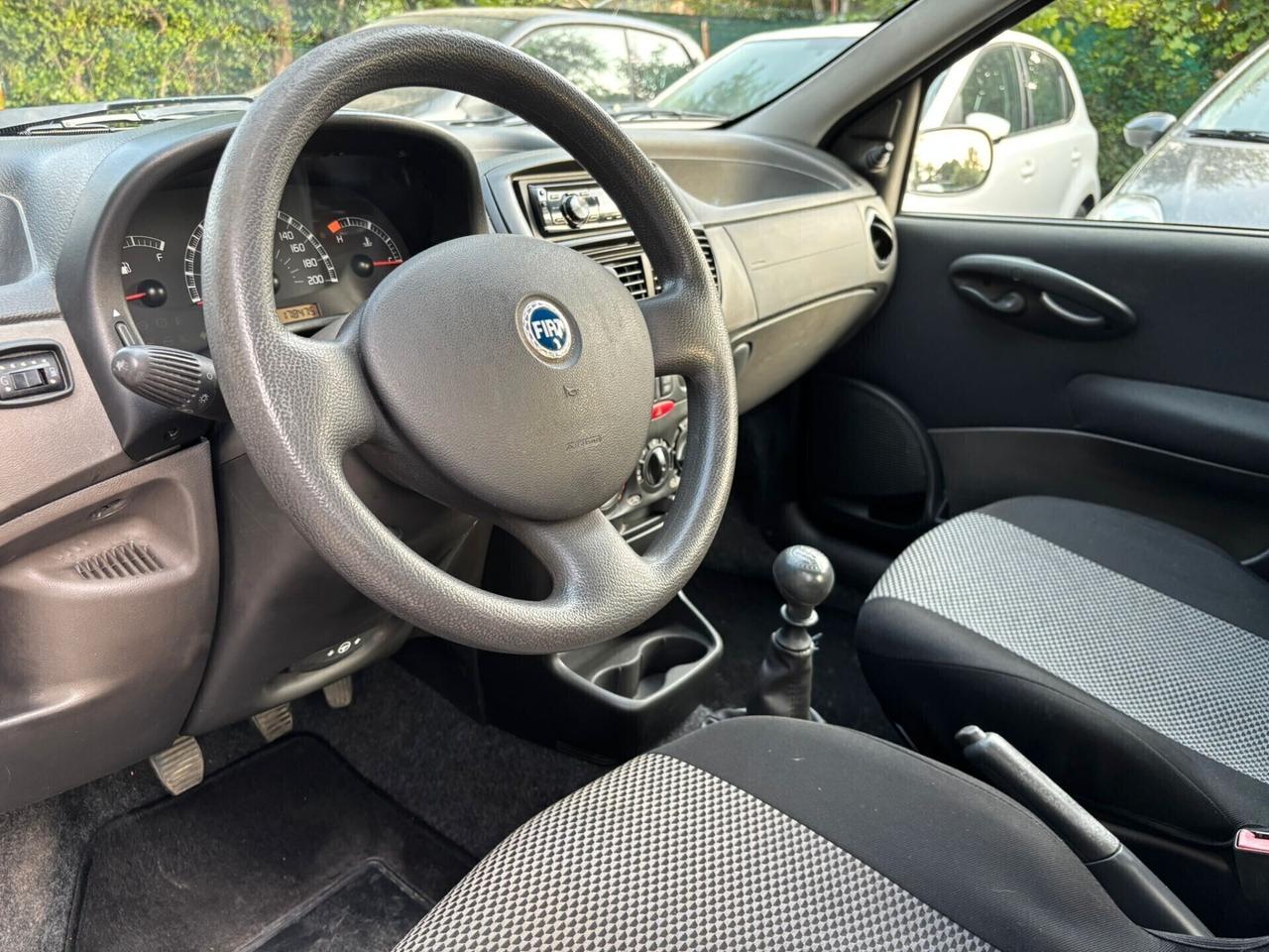 Fiat Punto Classic 1.2 5 porte Natural Power OK Neopatentati