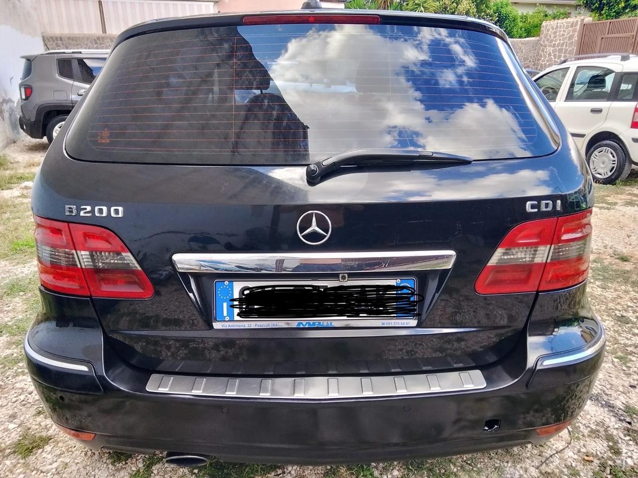 Mercedes-benz B 200 ANNO 2010