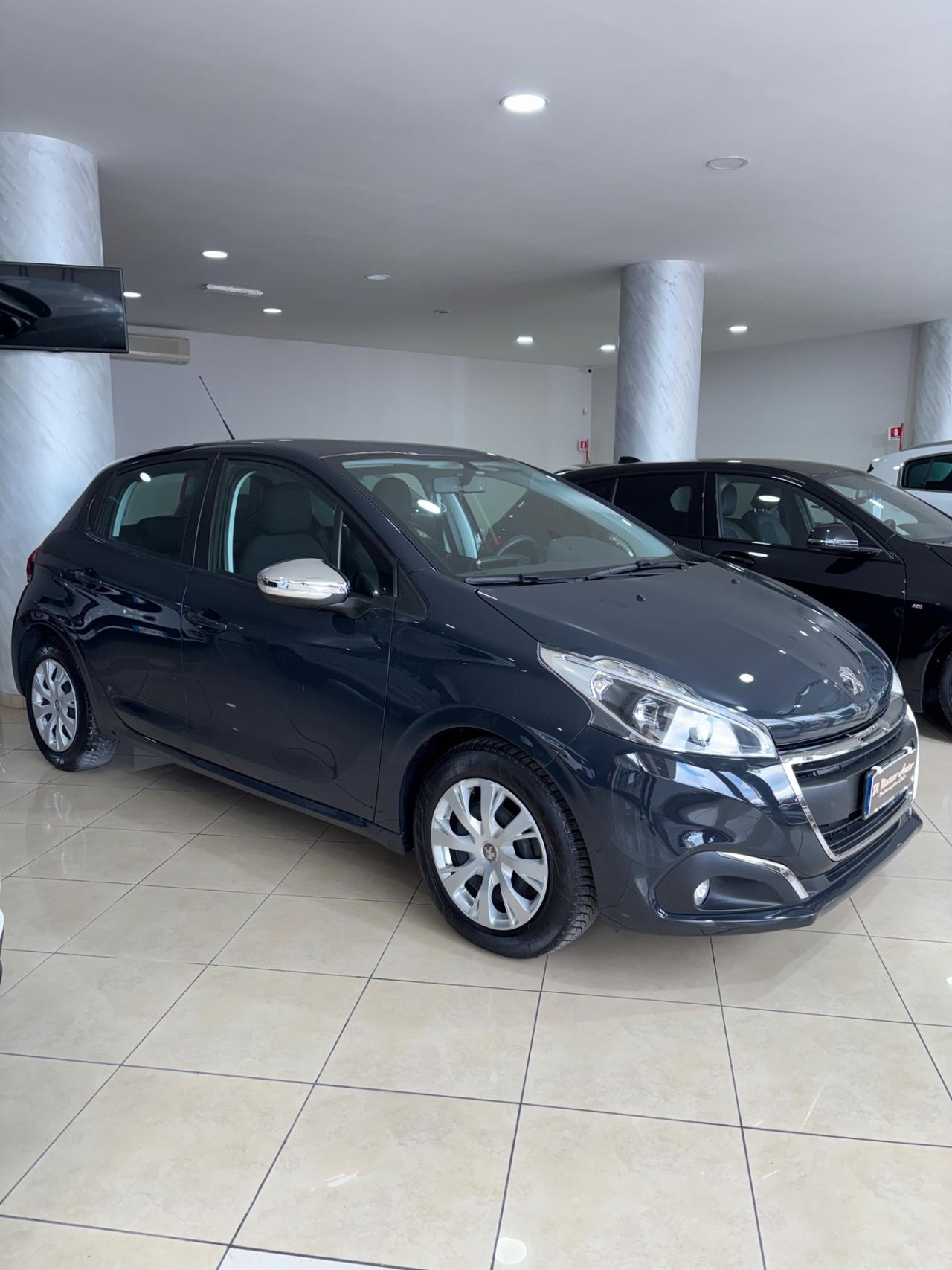 Peugeot 208 BlueHDi 75 5 porte Allure