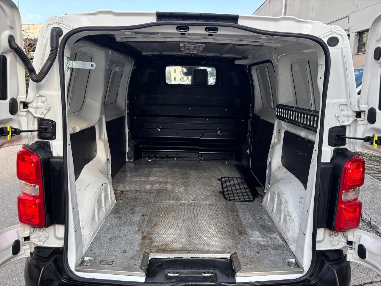 Toyota Proace 1.5D AUTOCARRO L1 |IVA INCLUSA|