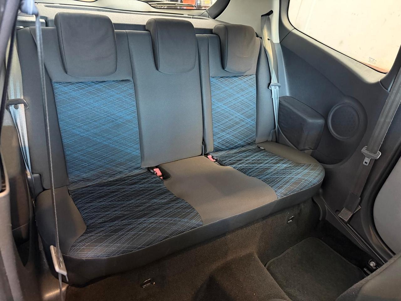 Renault Clio 1.2 16 V 3P LUXE 73.706KM