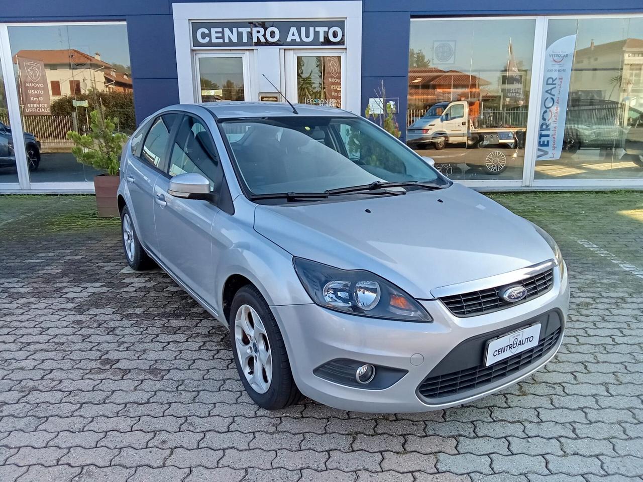 Ford Focus 1.6 (115CV) 5p. Bz.- GPL Ikon