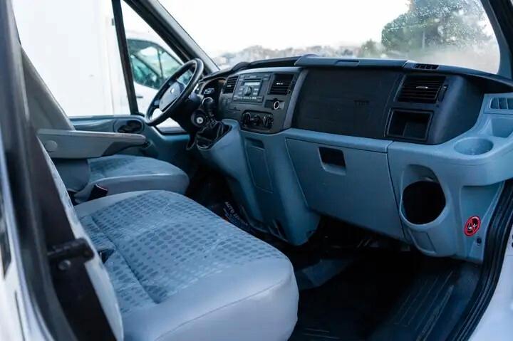 Ford Transit DOPPIA CABBINA 7 POSTI