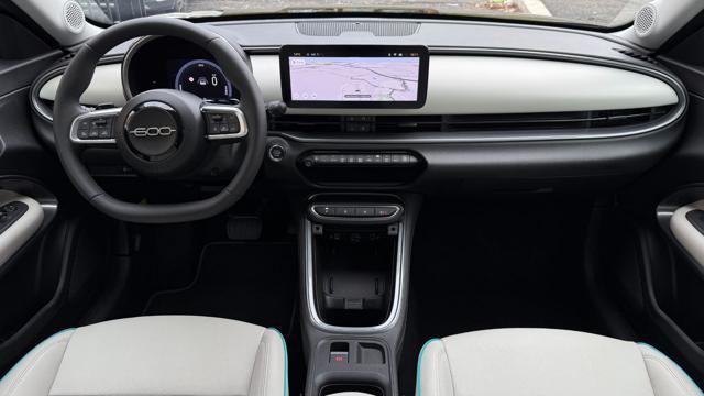 FIAT 600 HYBRID 1.2 110CV DCT MHEV LA PRIMA*24M.G.*CAM360°*