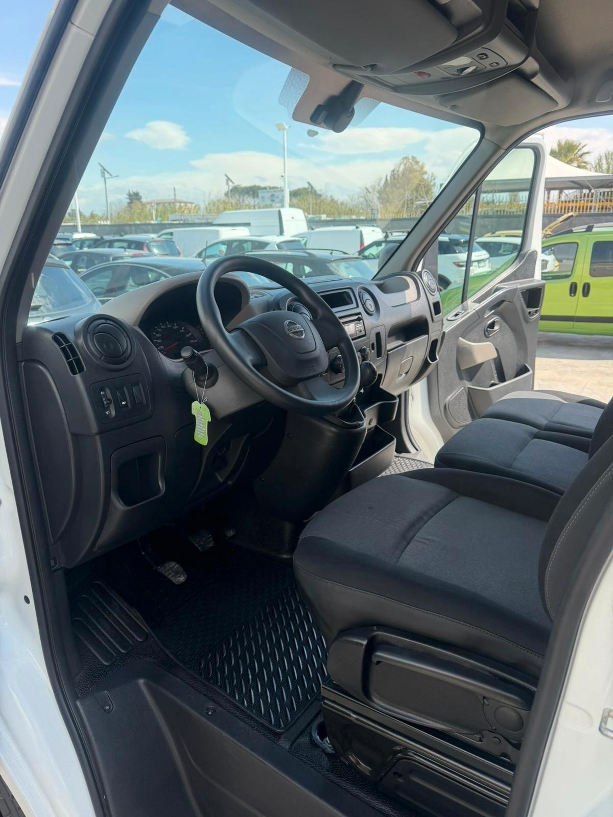 NISSAN NV400 FURGONE 2.3 DIESEL 2015