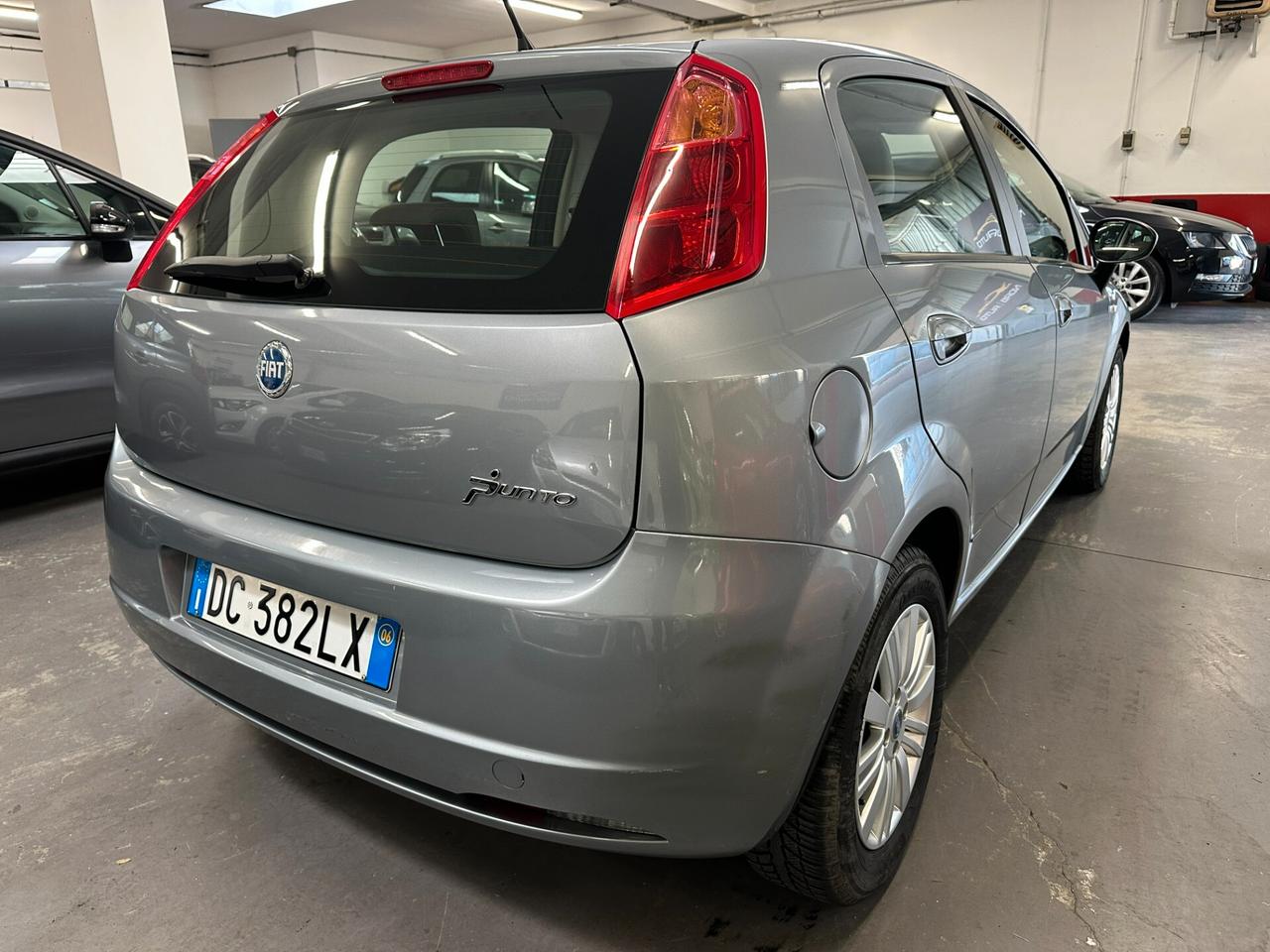 Fiat Grande Punto Grande Punto 1.4 Starjet 16V 5 porte Dynamic