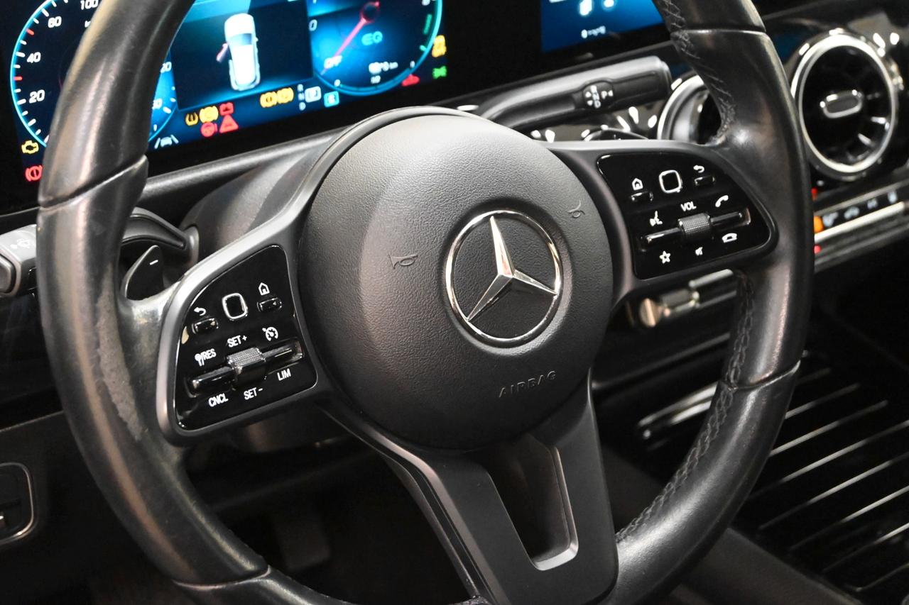 MERCEDES GLA (H247) GLA 250 e hybrid E...