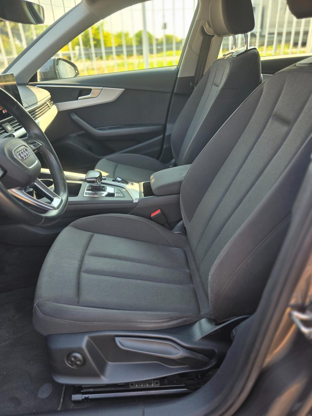 Audi A4 Avant 40 TDI S tronic Business