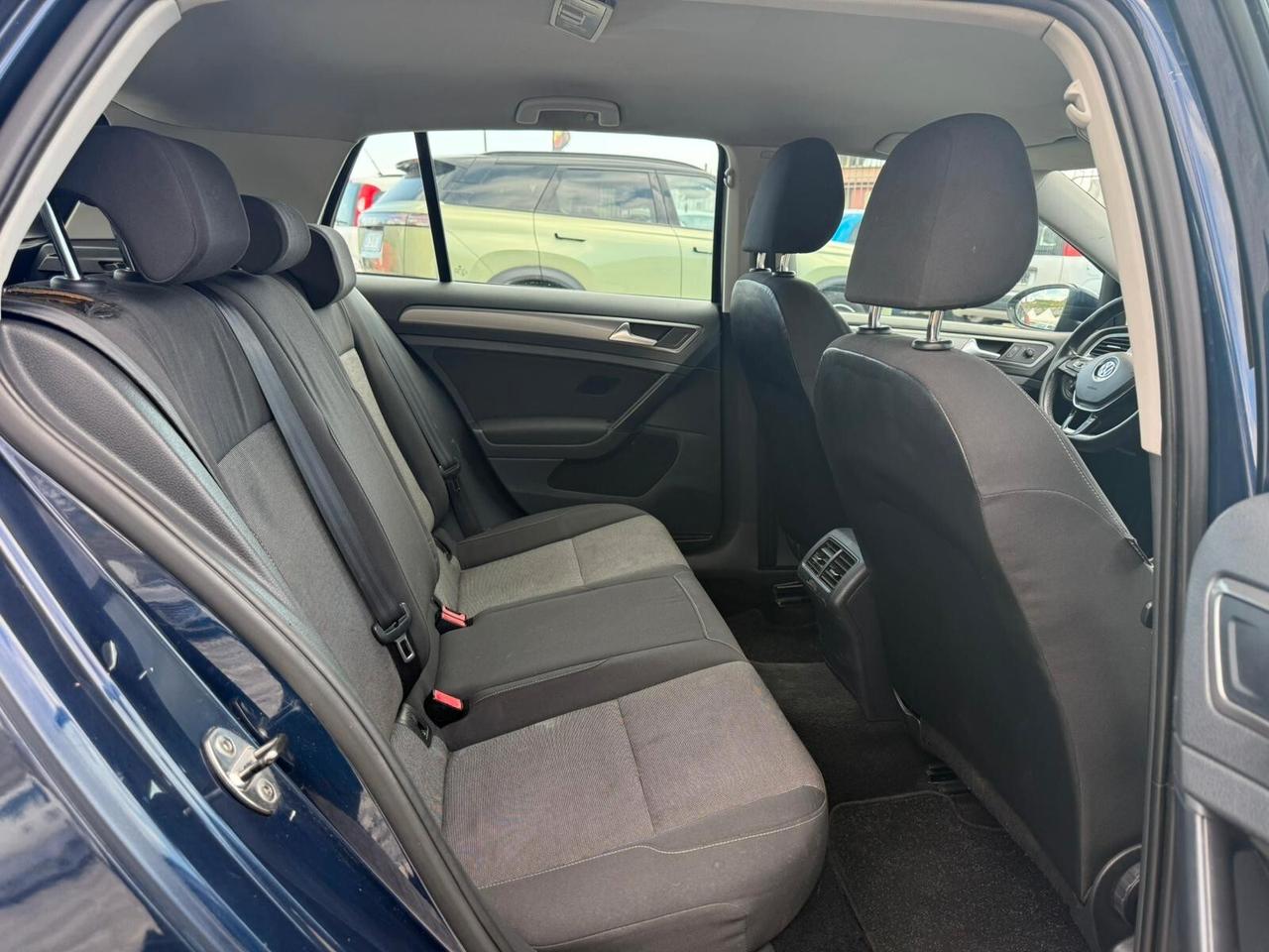 Volkswagen Golf 1.6 TDI 110 CV 5p. Highline BlueMotion Technology