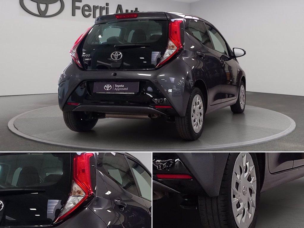 TOYOTA Aygo 5p 1.0 x-play 72cv del 2021