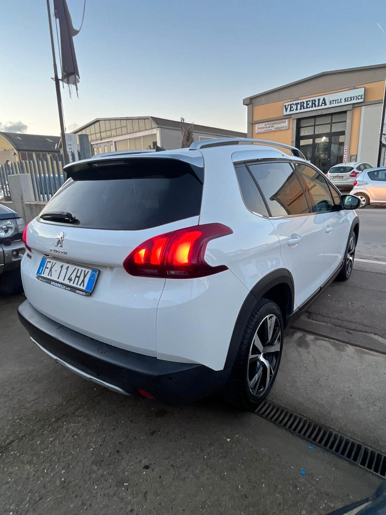 Peugeot 2008 BlueHDi 100 Active