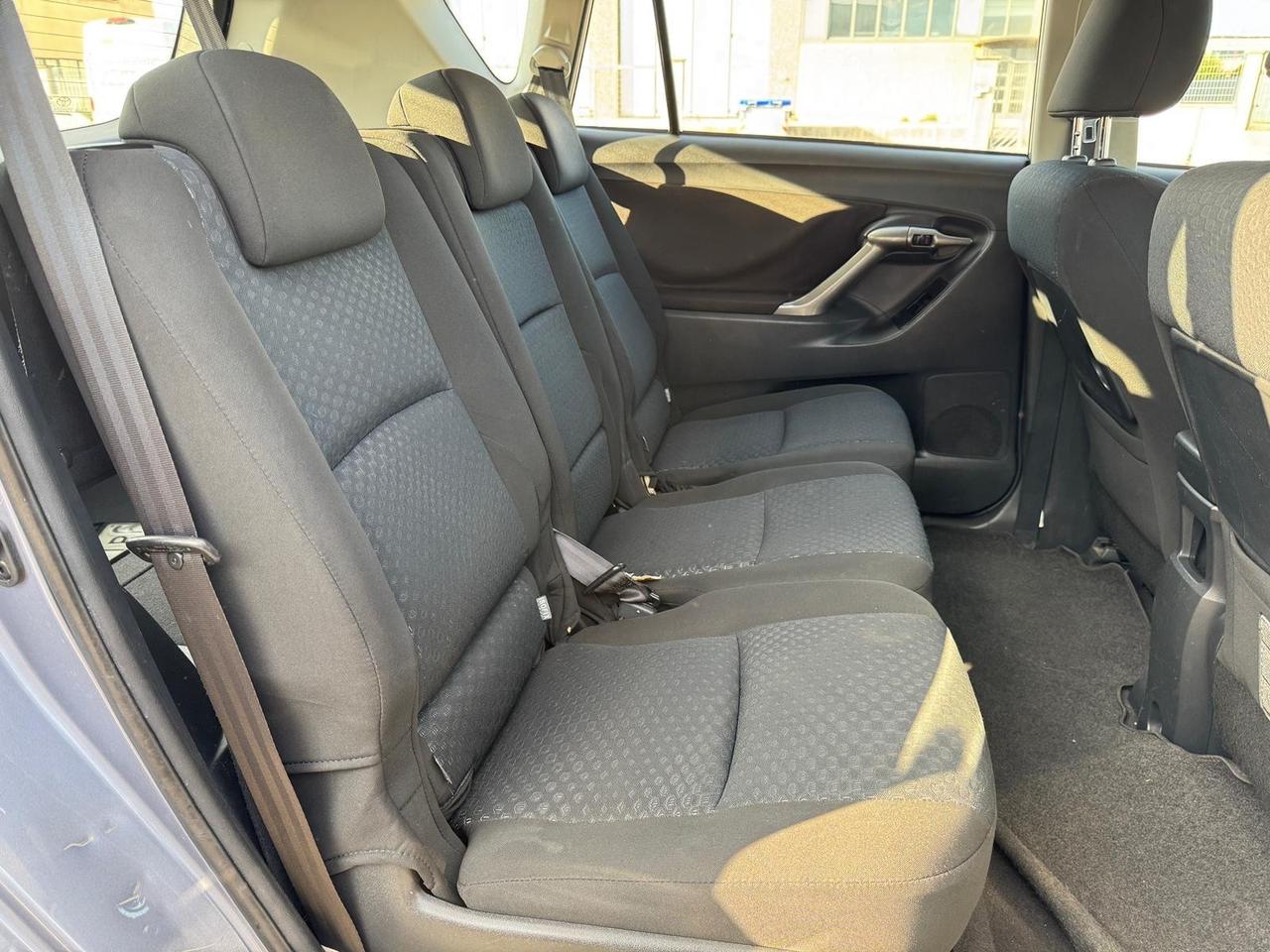Toyota Verso 2.0 D Sol 146000 km GARANZIA 12 m