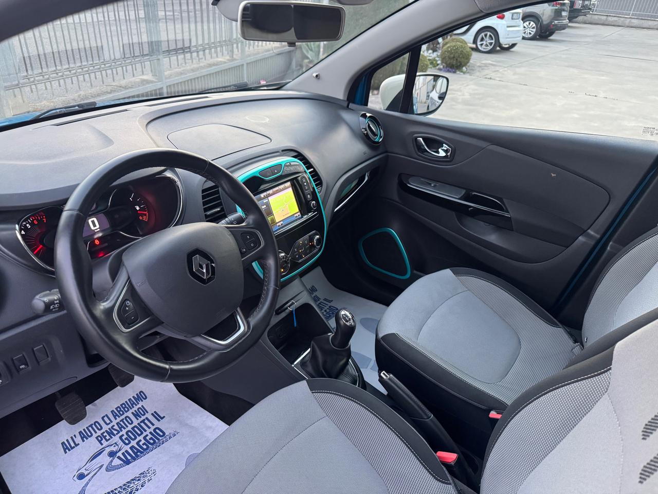 Renault Captur 0.9 tce Intens (energy r-link) 90cv E6