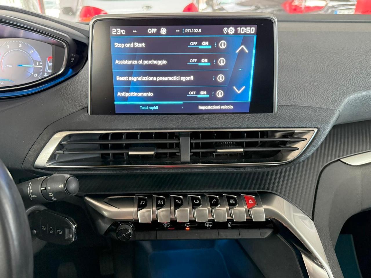 Peugeot 3008 BlueHDi 130cv S&S Business 2020