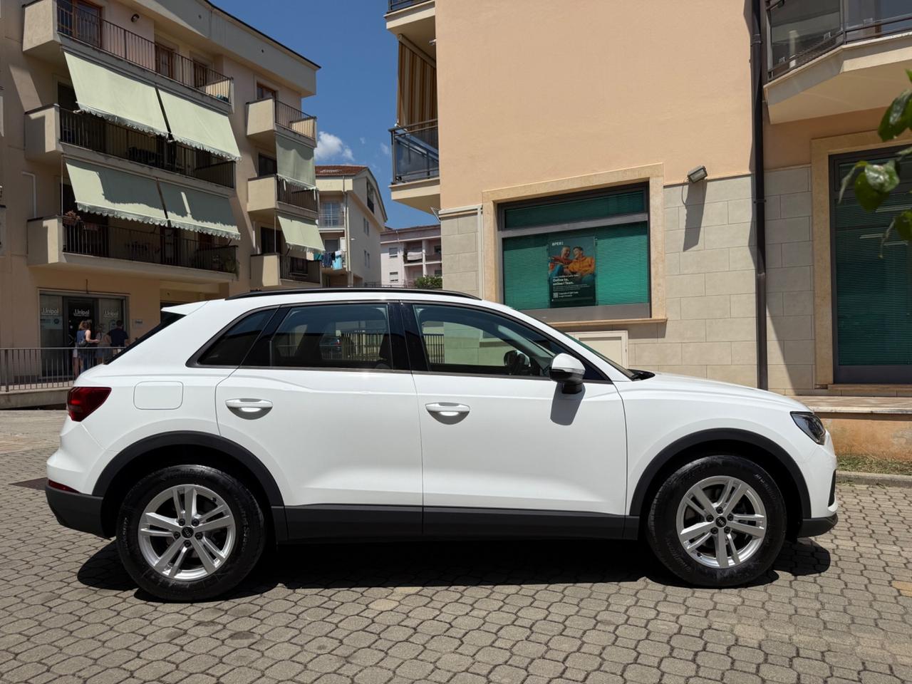 Audi Q3 35 TDI Business Advanced