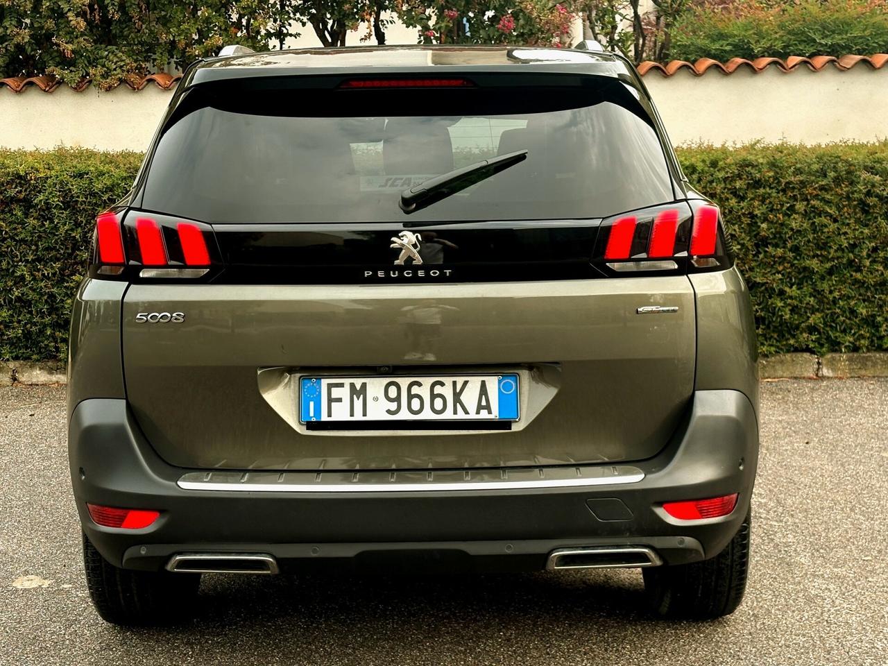 PEUGEOT 5008 2.0D 6m- 7POSTI -119000km-FULL-2018