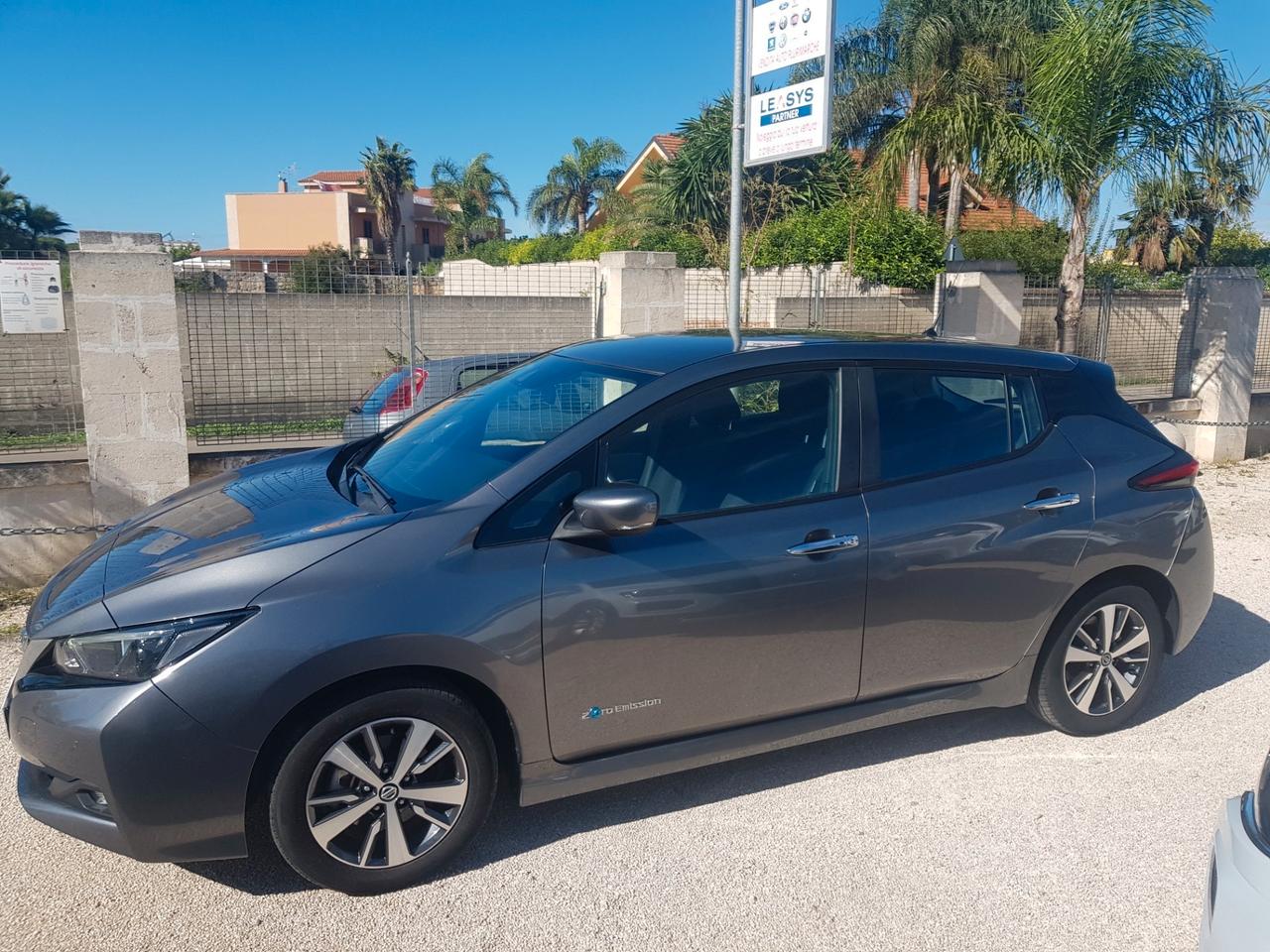 Nissan Leaf 3.ZERO e Limited Edition