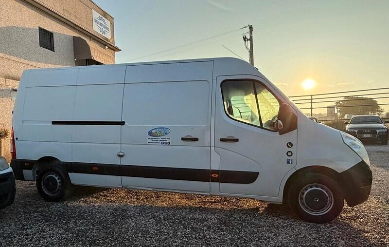 Renault Master ​L3H2 - 3 POSTI T35 2.3 dCi/125 PL-TM Furgone / IVA COMPRESA ANCHE PER NEOPATENTATI