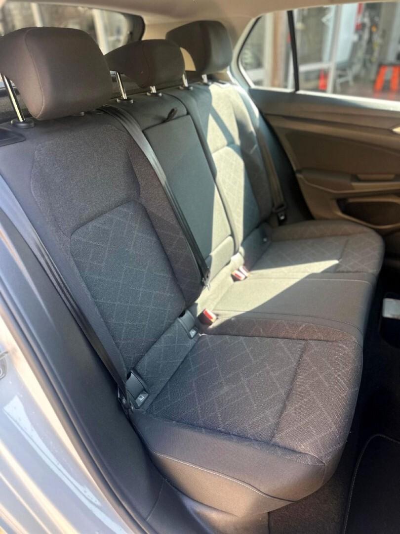 VOLKSWAGEN Golf 1.0 eTSI EVO DSG Life