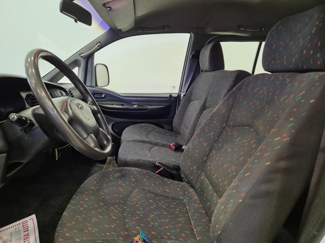 Hyundai H-1 2.5 td Combi 5 POSTI - PER COMMERCIANTI