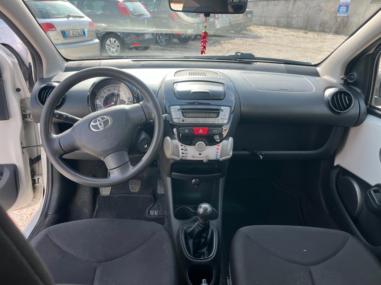 Toyota Aygo 1.0 12V VVT-i 5 porte Cool Soda Connect