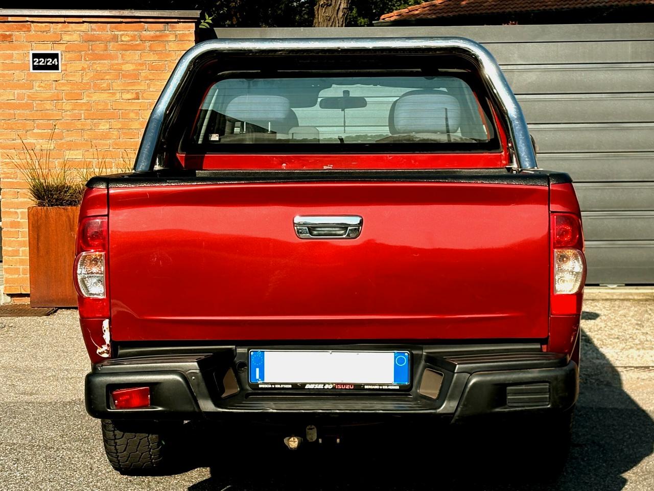 ISUZU D-MAX 3.0D 4x4 aut-D/Cabina-Gancio-2010