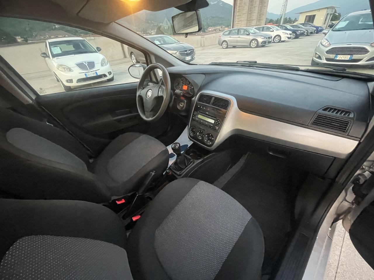 Fiat Punto 1.3 MJT OK NEOPATENTATI