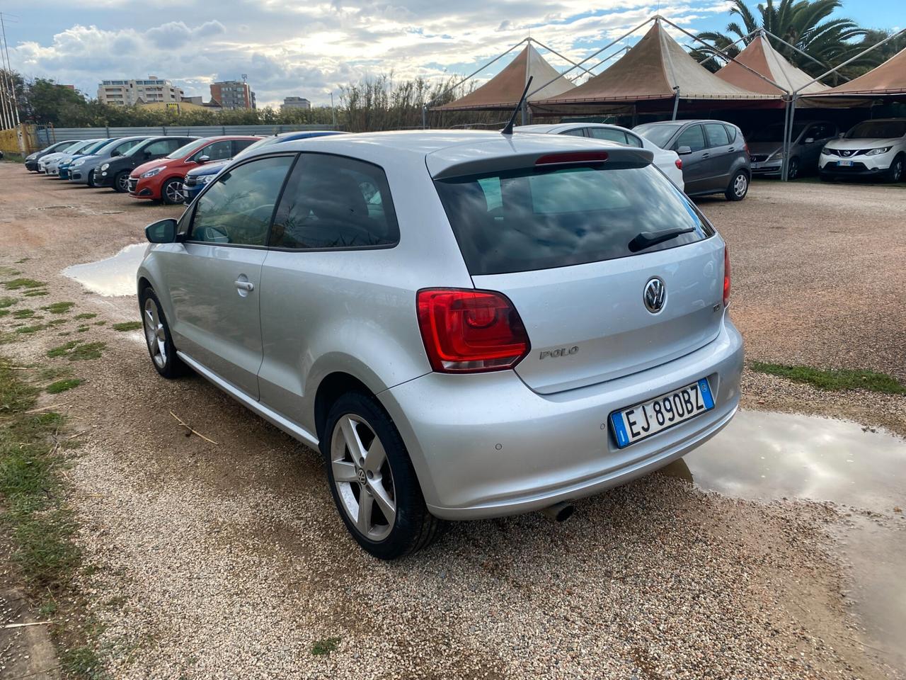VOLKSWAGEN POLO 1.6 TDI 90CV HIGHLINE