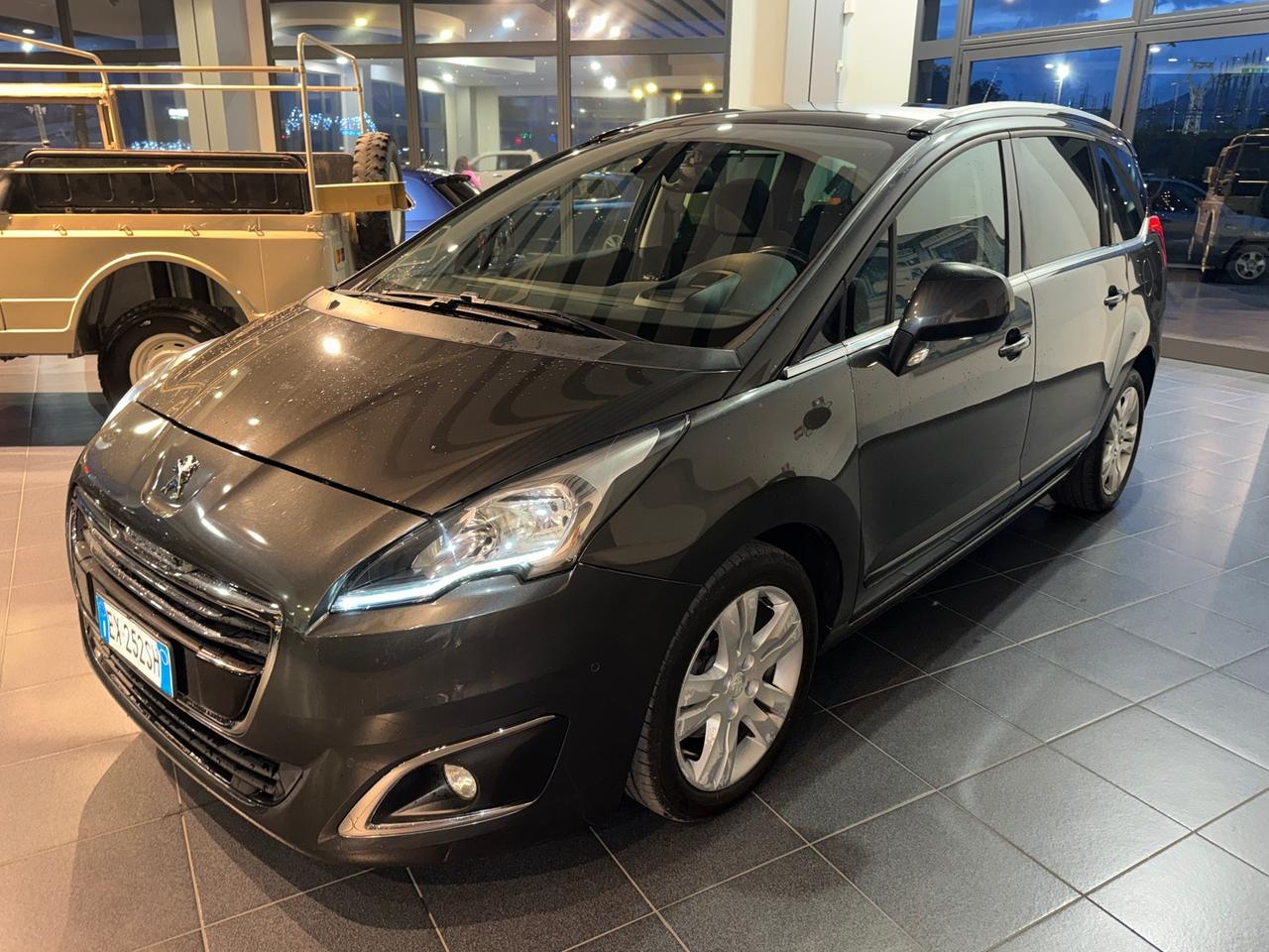 Peugeot 5008 BlueHDi 150 S&S Allure my15" 7posti