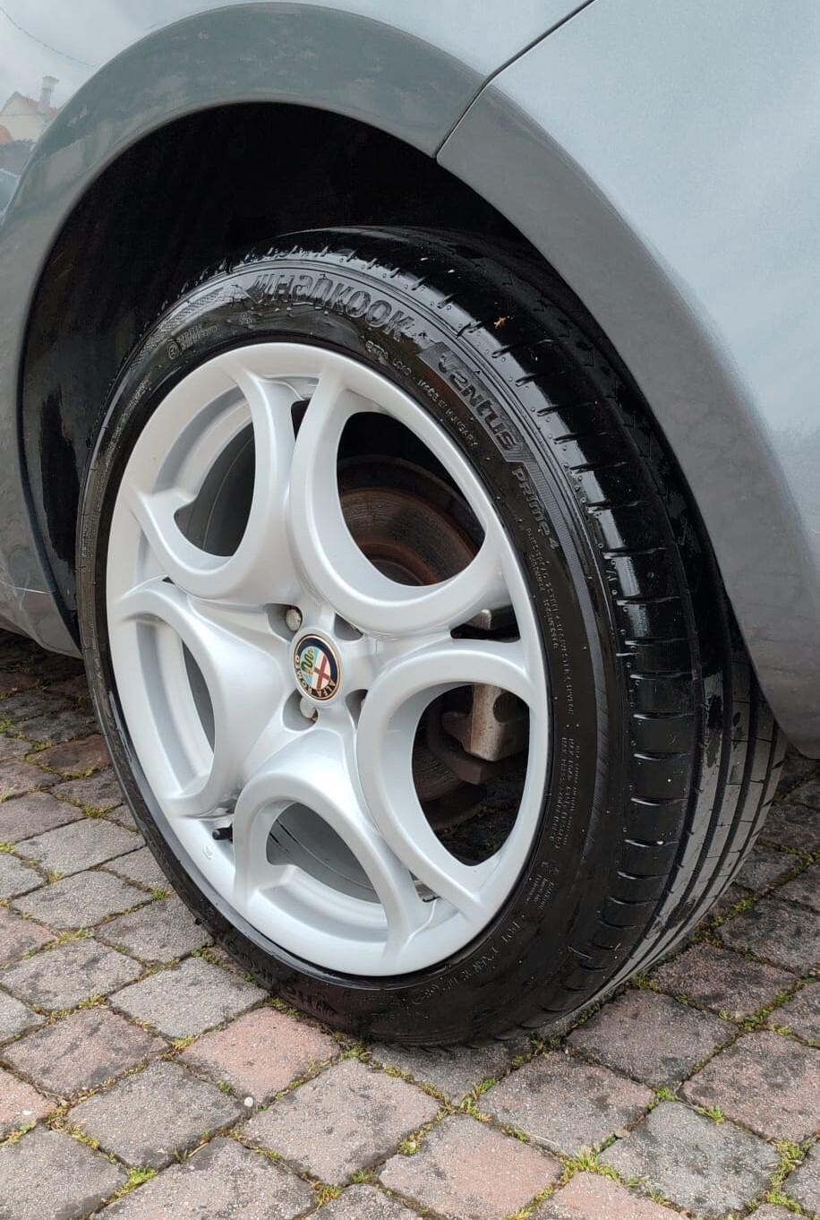 Alfa Romeo MiTo 1.6 JTDm-2 S&S Distinctive Sport Pack