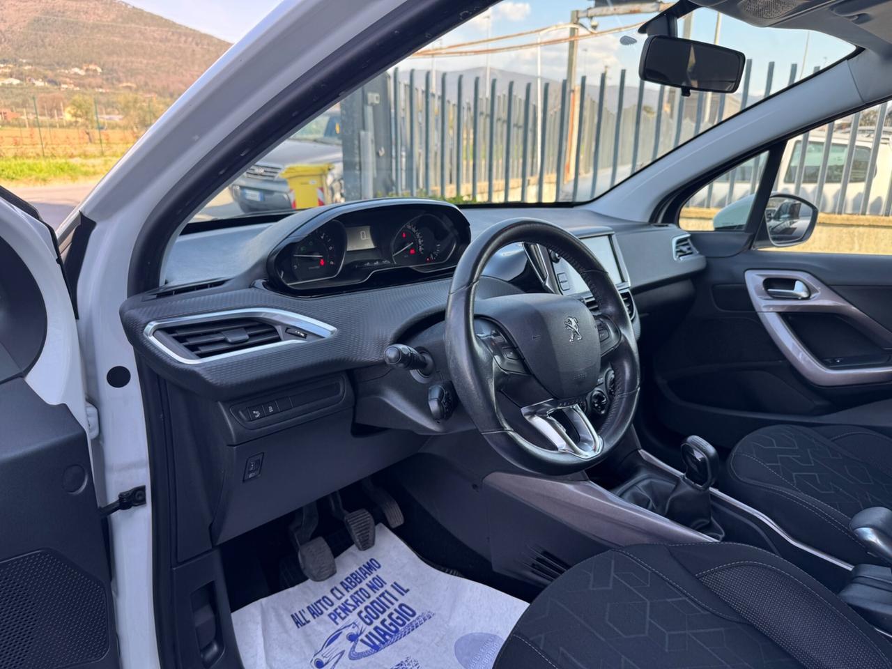 Peugeot 2008 BlueHDi 100 Black Matt