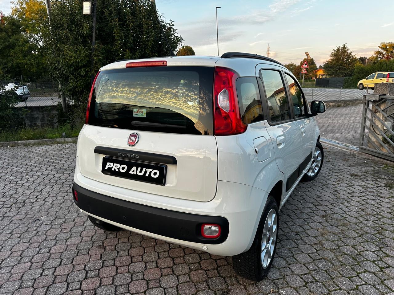 Fiat Panda 0.9 TwinAir Turbo Natural Power Lounge