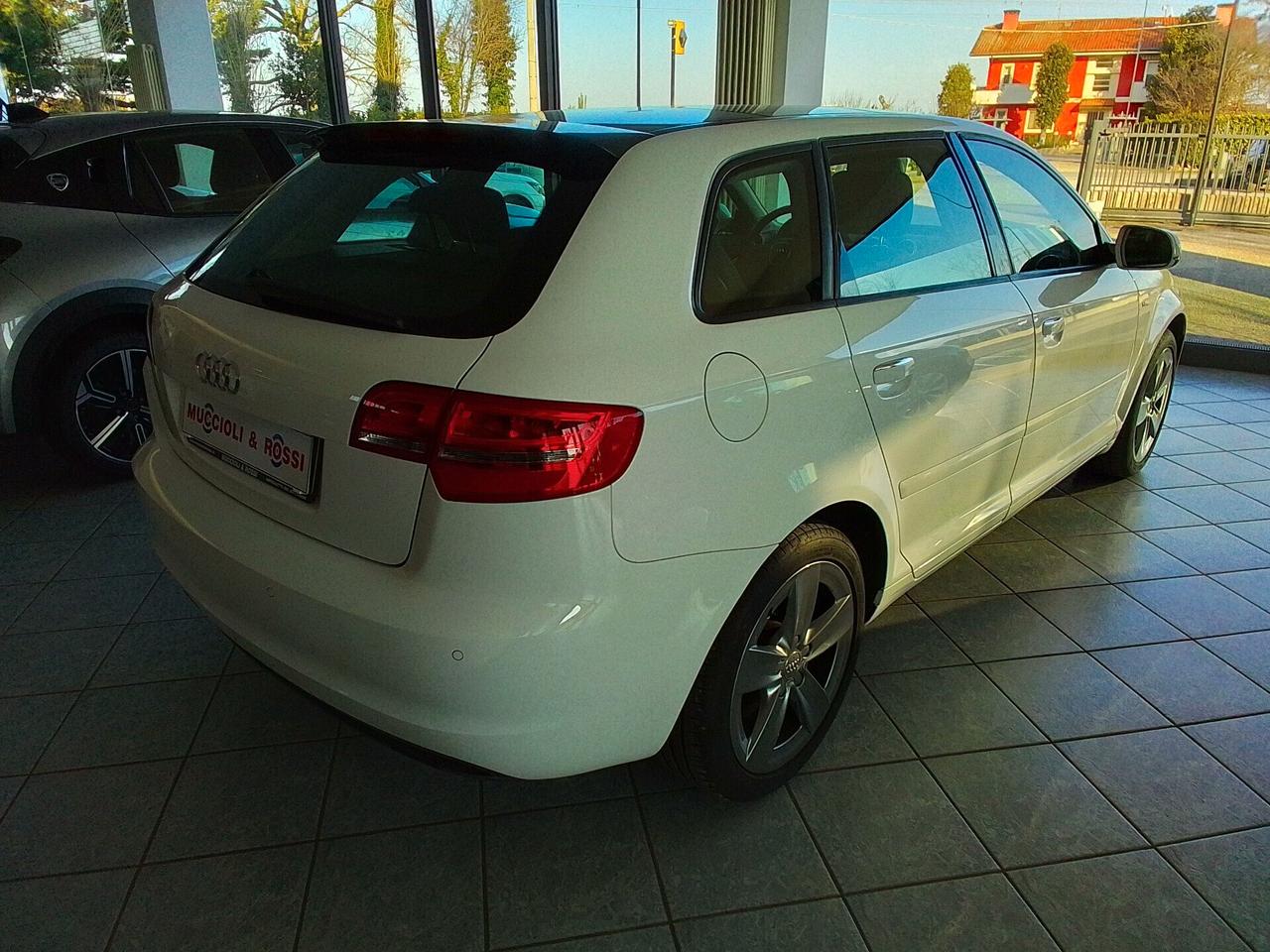 Audi A3 Sportback S-LINE 1.6 TDI 90cv