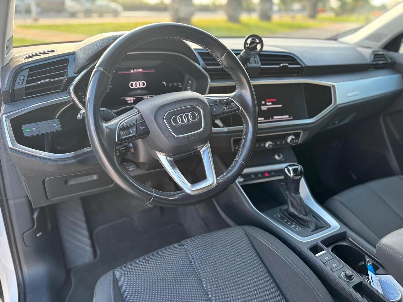 Audi Q3 35 TDI S tronic Business Advanced