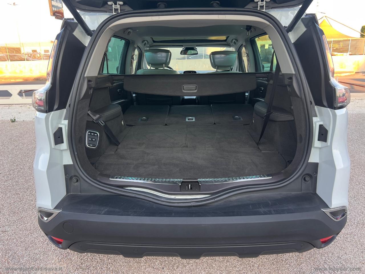 RENAULT Espace dCi 160 EDC Energy Init.Paris 4C. 7 POSTI