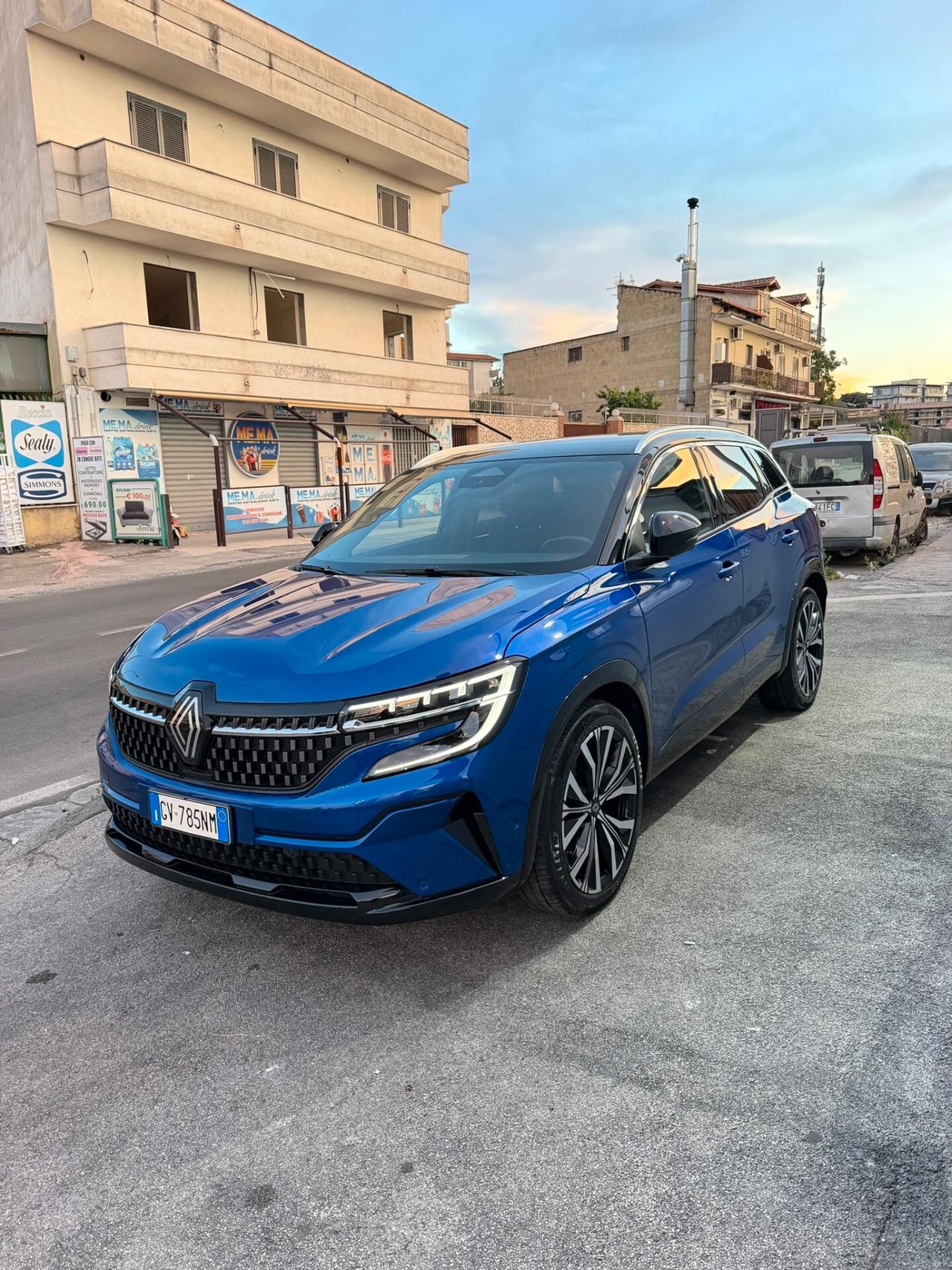 Renault Austral 2023 1.2 E-Tech full hybrid Iconic 200cv auto