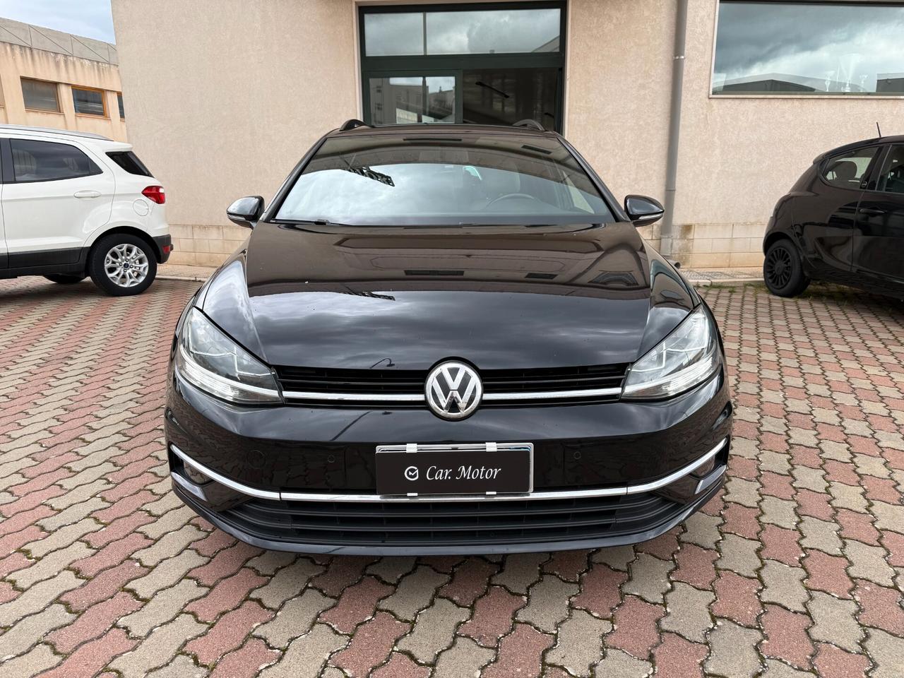 Volkswagen Golf Variant 1.6 TDI 115 CV DSG Executive BlueMotion Tech. CarPlay