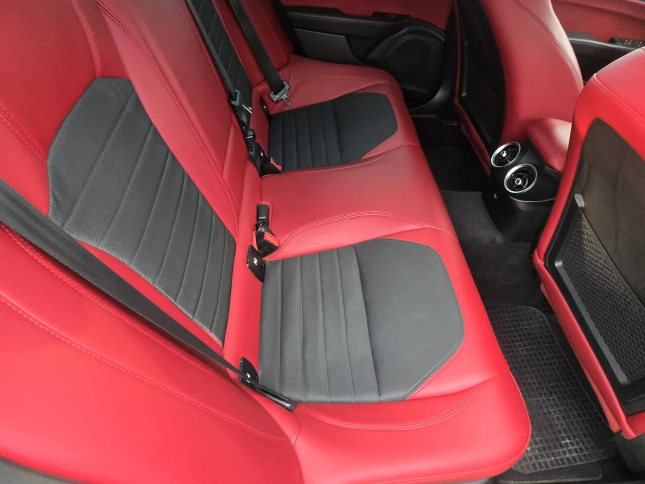 ALFA ROMEO GIULIA EXECUTIVE AT8 2.2 150 cv DIESEL -PROMO OTTOBRE GA FIN&SAFE-