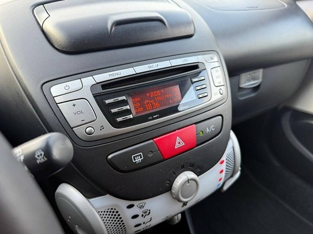 Toyota Aygo 1.0 Lounge connect 5p m-mt